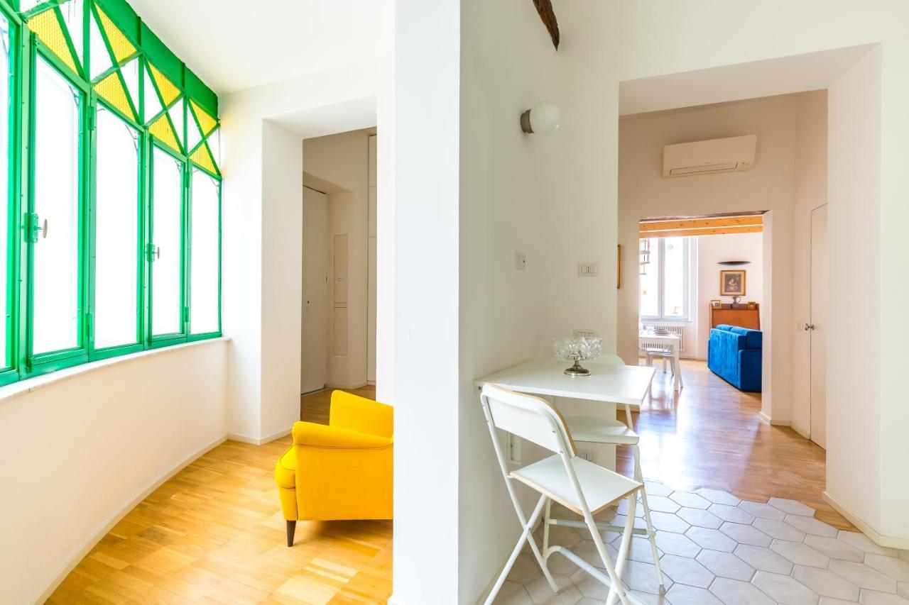 Nova Stylish House In Center By Napoliapartments Extérieur photo