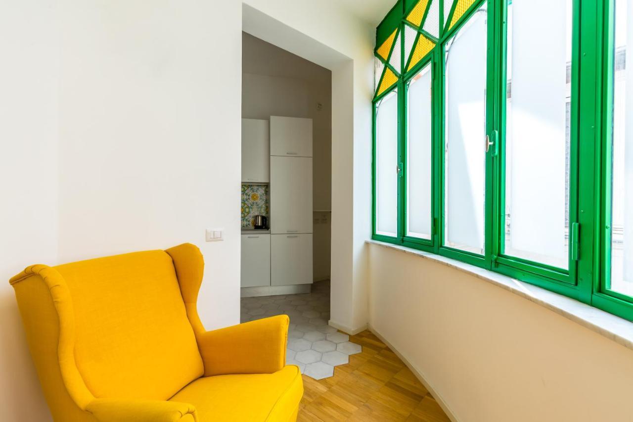 Nova Stylish House In Center By Napoliapartments Extérieur photo