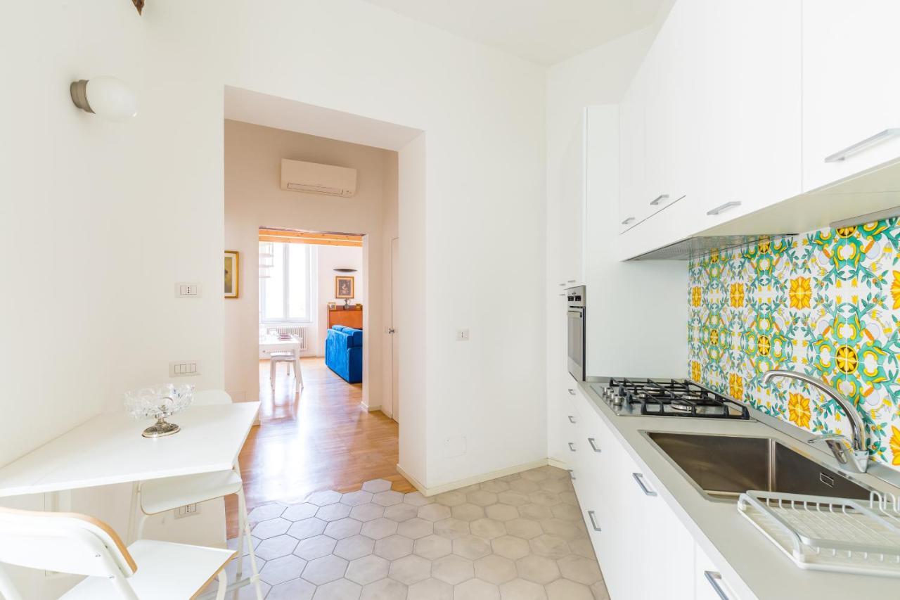 Nova Stylish House In Center By Napoliapartments Extérieur photo