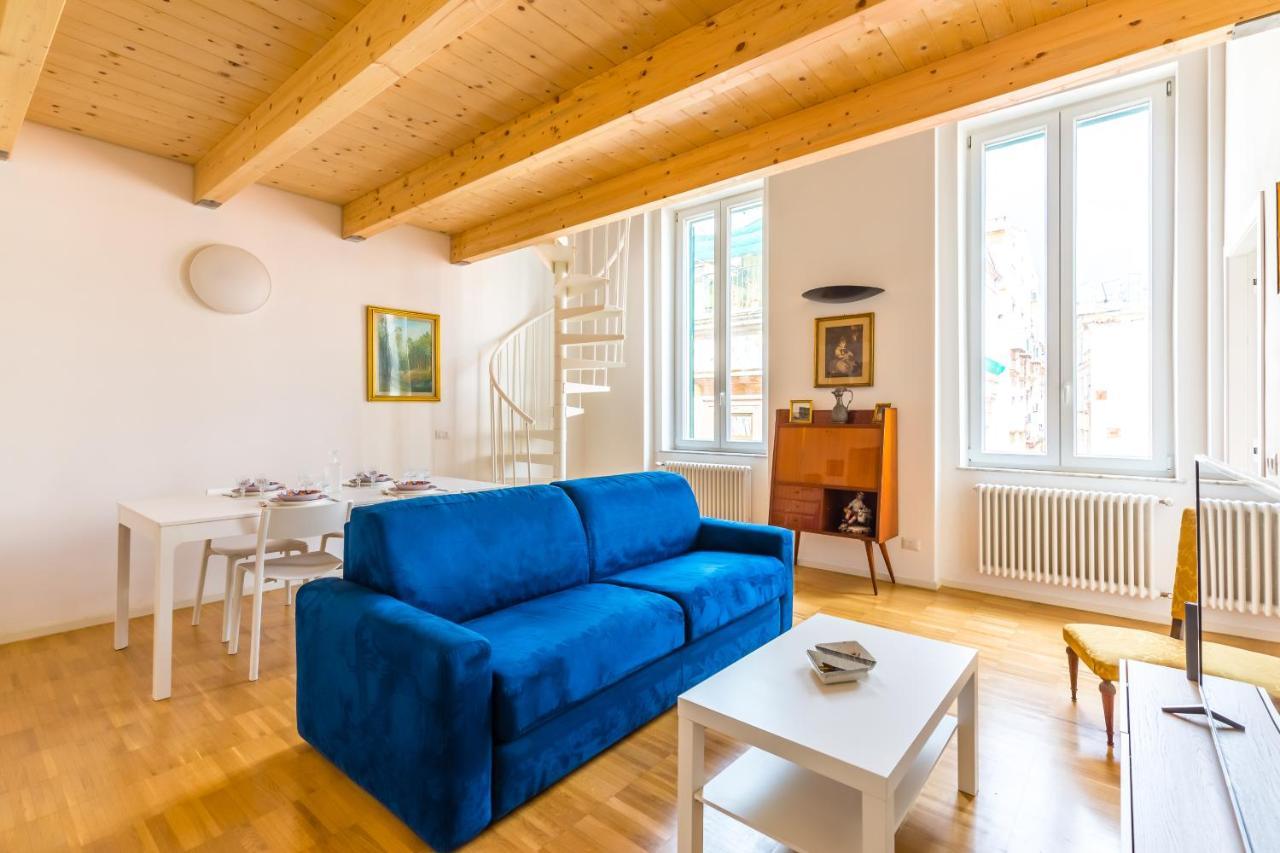 Nova Stylish House In Center By Napoliapartments Extérieur photo