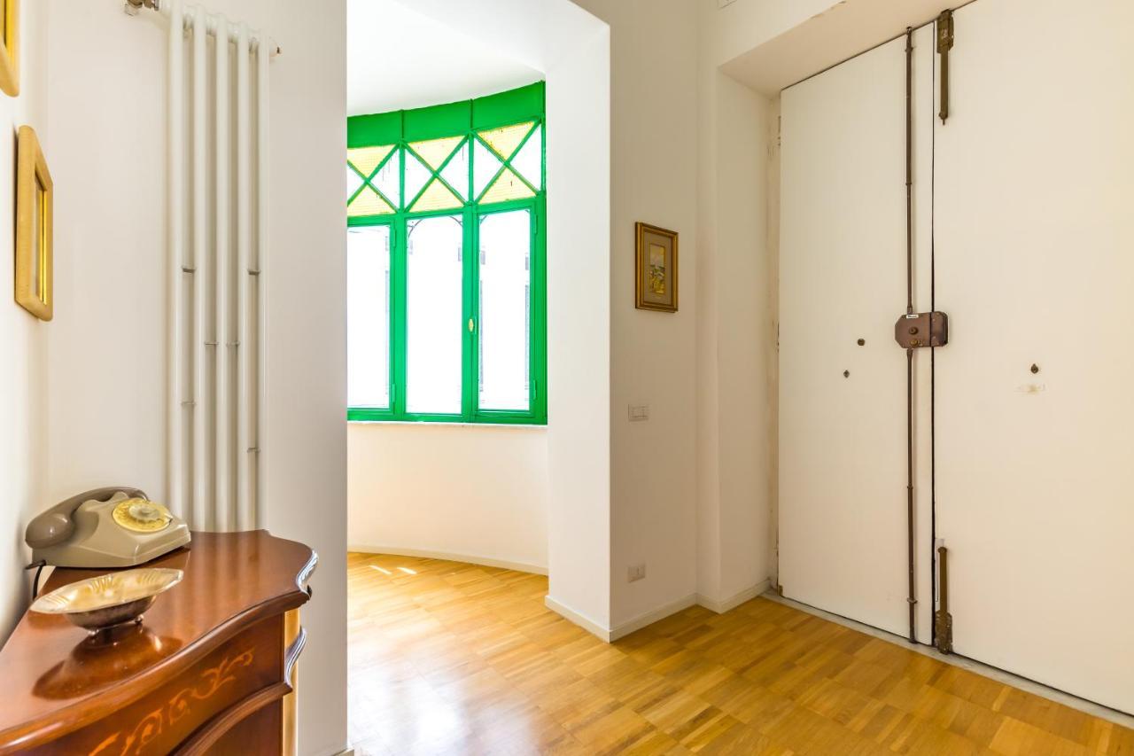 Nova Stylish House In Center By Napoliapartments Extérieur photo